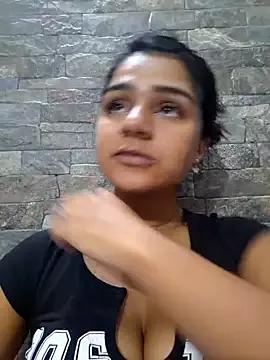 AnnRosse18 on StripChat 