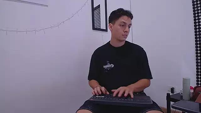 Aria_Arthur on StripChat 