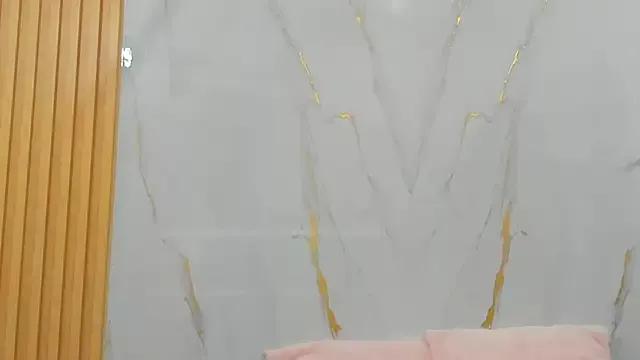 AriaBelle on StripChat 