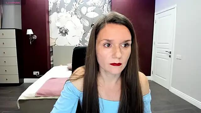 AriaGray on StripChat 