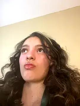 AriaHeavenss — Striptease + Oiled Butt
