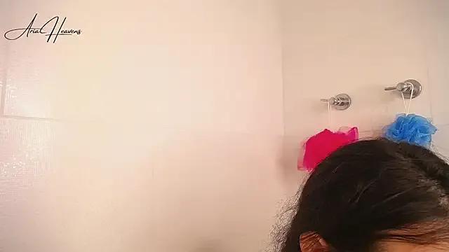 AriaHeavenss on StripChat 