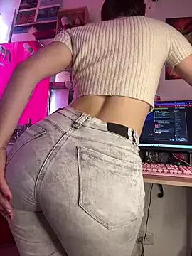 ariiel_ on StripChat 