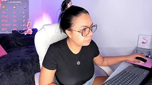 ashanty_b5 on StripChat 