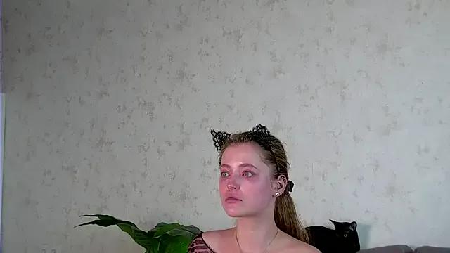 AshleyD_ — last tipper gets a sexy video ^^