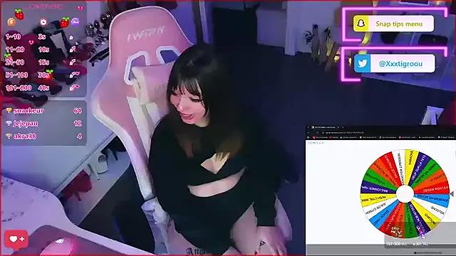 Autumn_Nighht on StripChat 