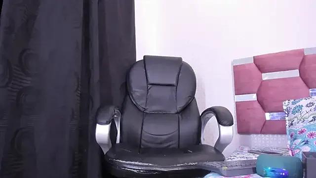 AvaGrey_ on StripChat 