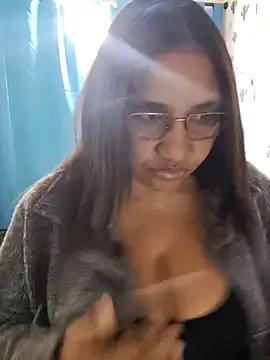 Avannay on StripChat 