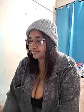 Avannay on StripChat 