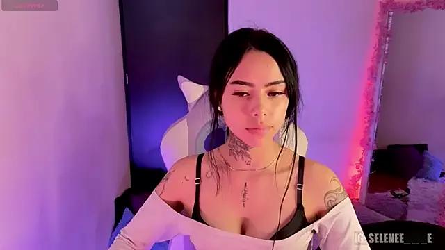 babee_04 on StripChat 