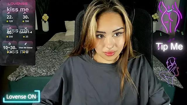 baby__kim on StripChat 