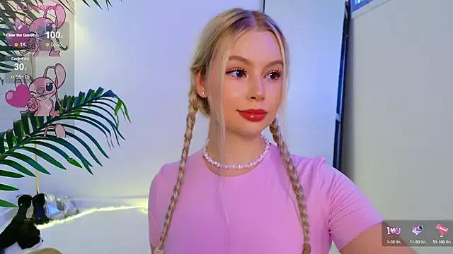 baby_lianaa on StripChat 