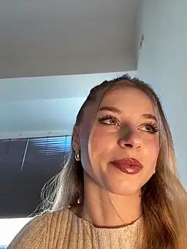 BabyAnais on StripChat