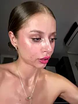 BabyAnais on StripChat 
