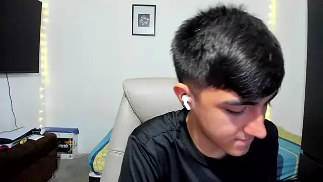 babymaik on StripChat 