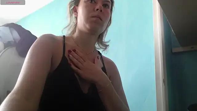 BabyNila on StripChat 