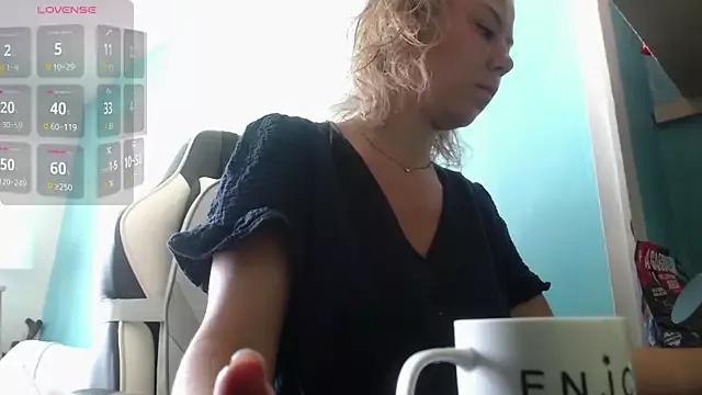 BabyNila on StripChat 