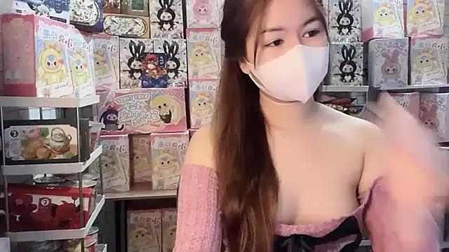 BabyThree_ on StripChat 