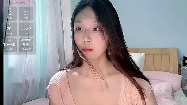 baeasian-MIMI-36C on StripChat 