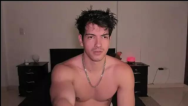bbbeachboy on StripChat 