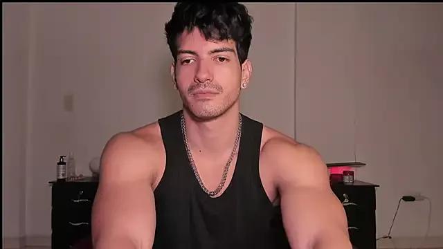 bbbeachboy on StripChat 
