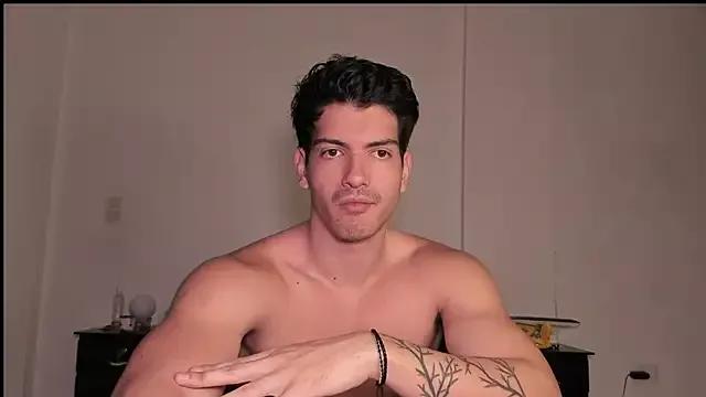 bbbeachboy on StripChat 