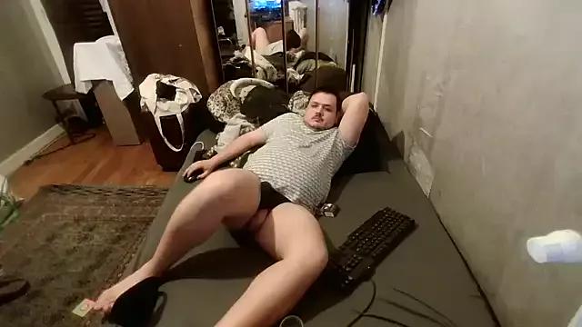 Bebemickey75 on StripChat 