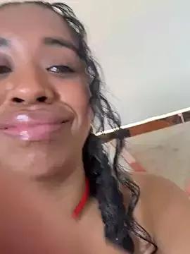 bella__honey on StripChat 