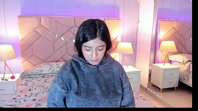 Bella__Lane on StripChat 