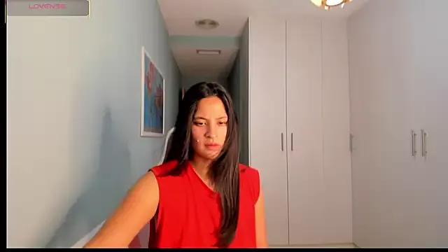 bella_apont on StripChat 