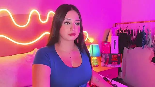 Bella_Fontana on StripChat 