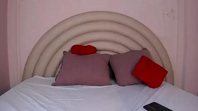 BellaaRos on StripChat 