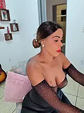 Belleluise on StripChat 