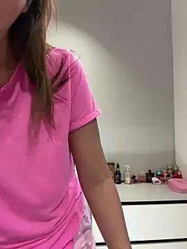 BelleSkye on StripChat 