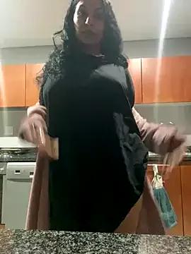 BigBootyButter on StripChat 