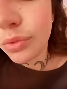 Blulilla69 on StripChat 
