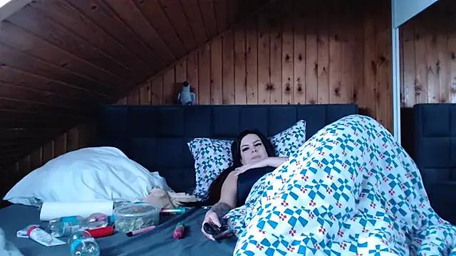 BoeseMoni1998 on StripChat