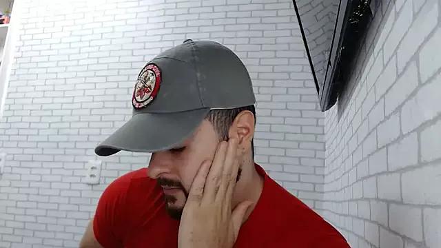 BombeiroHotx on StripChat 