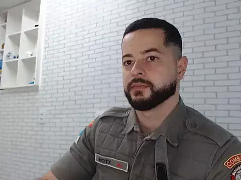 BombeiroHotx on StripChat 