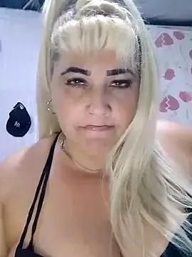 BonniAdams on StripChat 