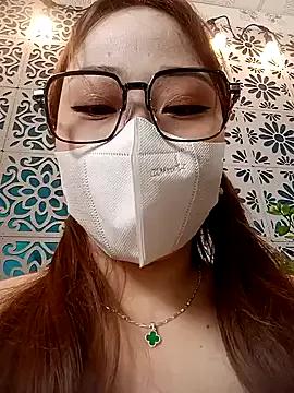Bonnie-2k on StripChat 