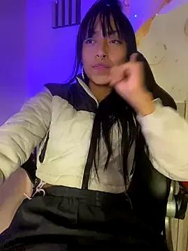 bonnie_18x on StripChat 