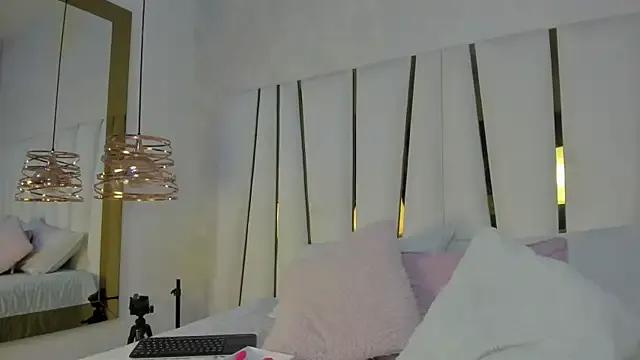 bonnie_sm on StripChat 