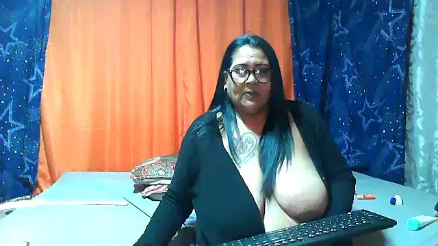 boobynatz on StripChat 