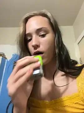 BrattyLilThang — Sexy strip show/outfit change