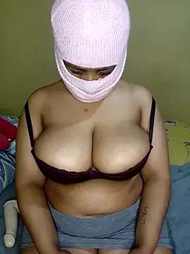 breeze29 on StripChat 
