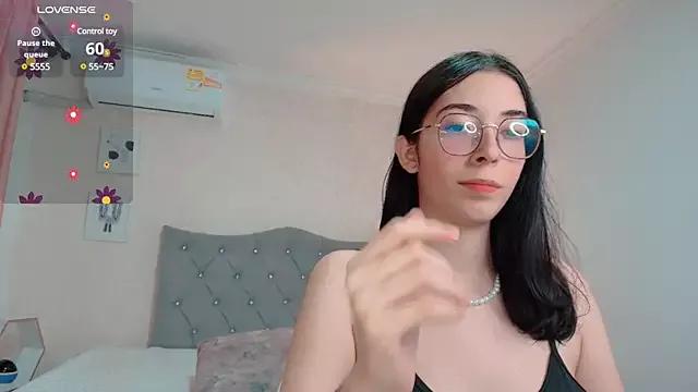 brooklove_doll on StripChat 