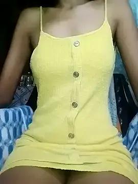 Brownies22 on StripChat