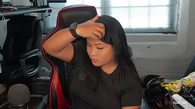 Bubbleliyah on StripChat 