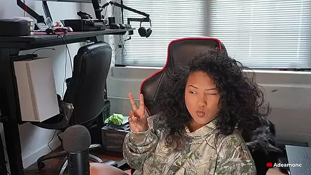 Bubbleliyah on StripChat 